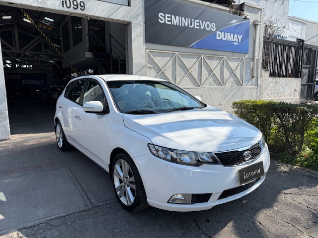 KIA CERATO 5 EX 1.6 AUT